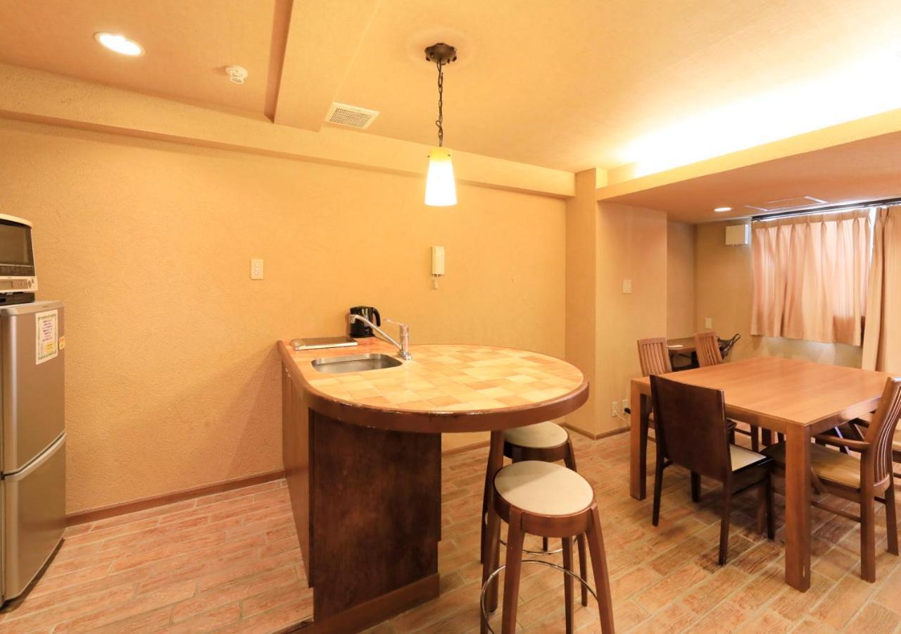 Katsuura Hilltop Hotel & Residence Экстерьер фото